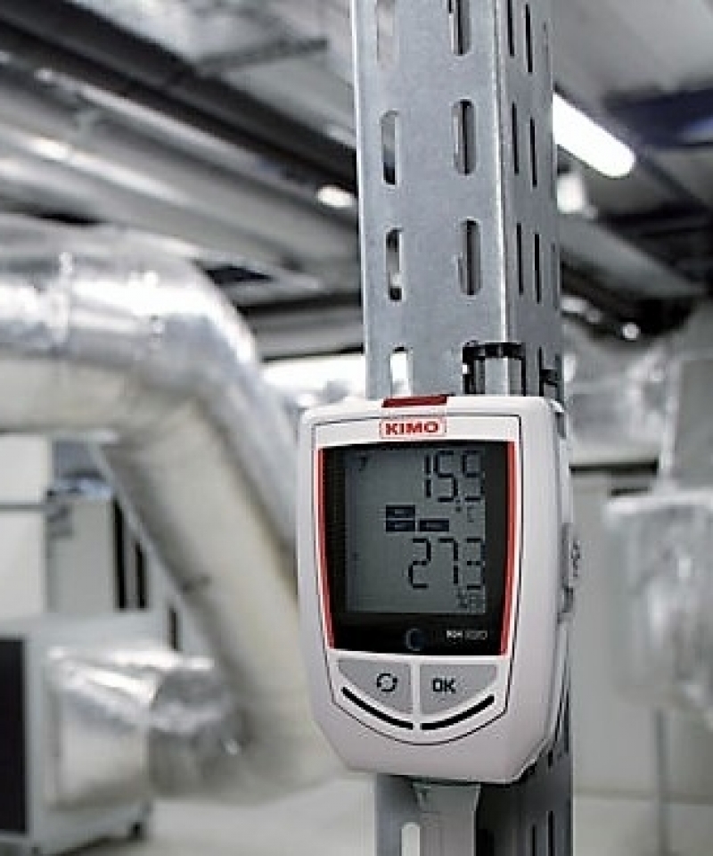 Datalogger per temperatura, umidità relativa, illuminamento e segnali elettrici KH-220-O